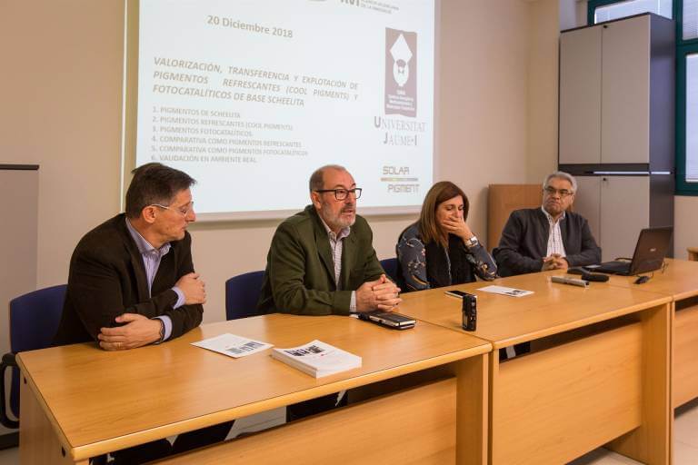 Investigadores de la Universitat Jaume I demuestran la sostenibilidad de los pigmentos fotocatalíticos